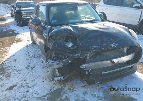 2019 Mini Hardtop Cooper из США, поврежденный, VIN WMWXP5C58K2H32060